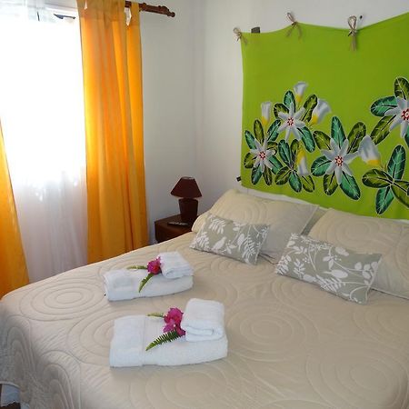 Hostal Sunset Hanga Roa Esterno foto