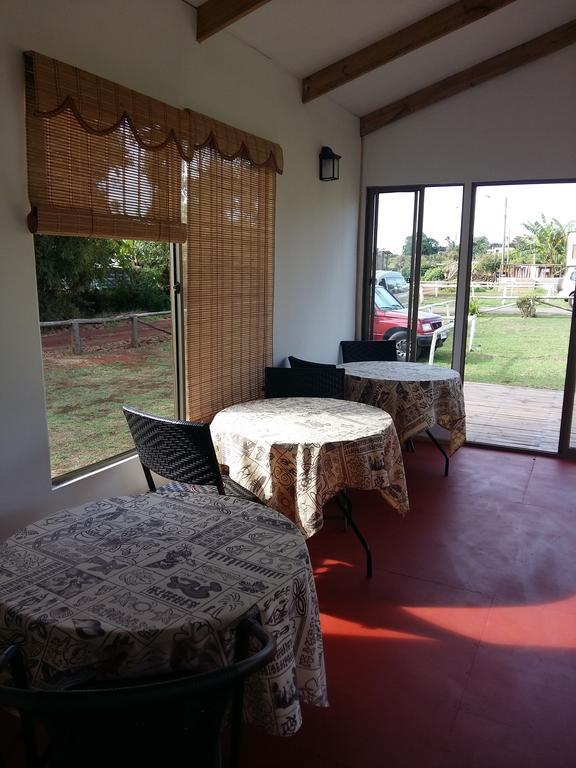 Hostal Sunset Hanga Roa Esterno foto
