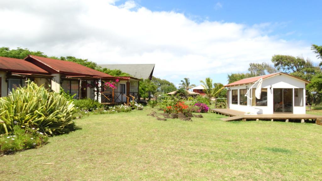 Hostal Sunset Hanga Roa Esterno foto